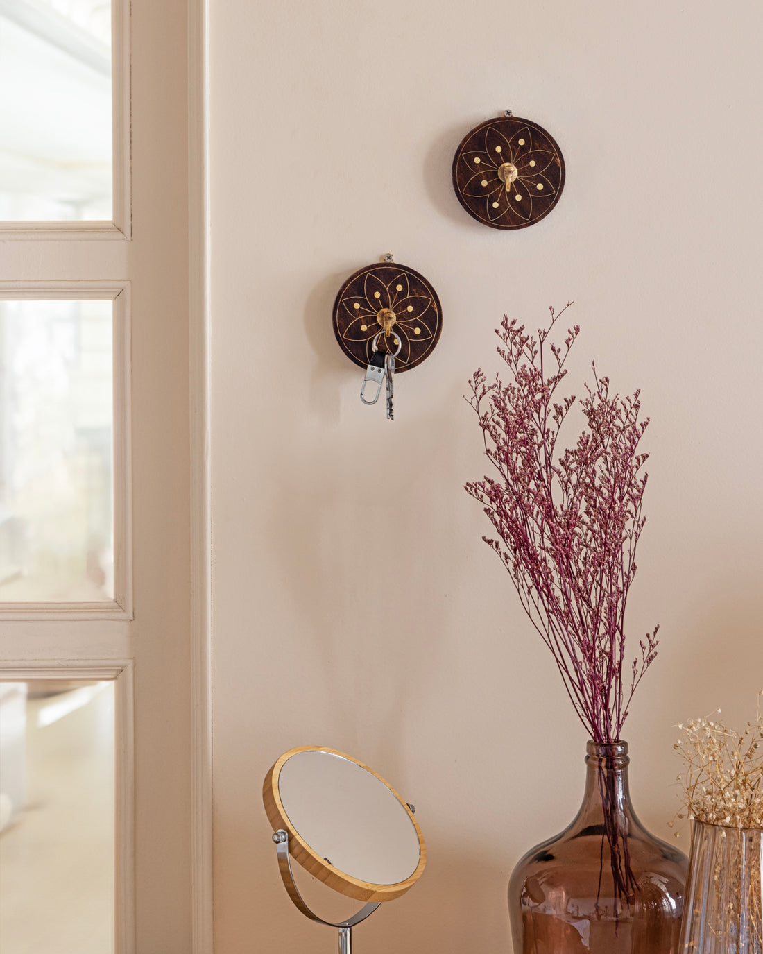 Lily Tarkashi Wall Hook