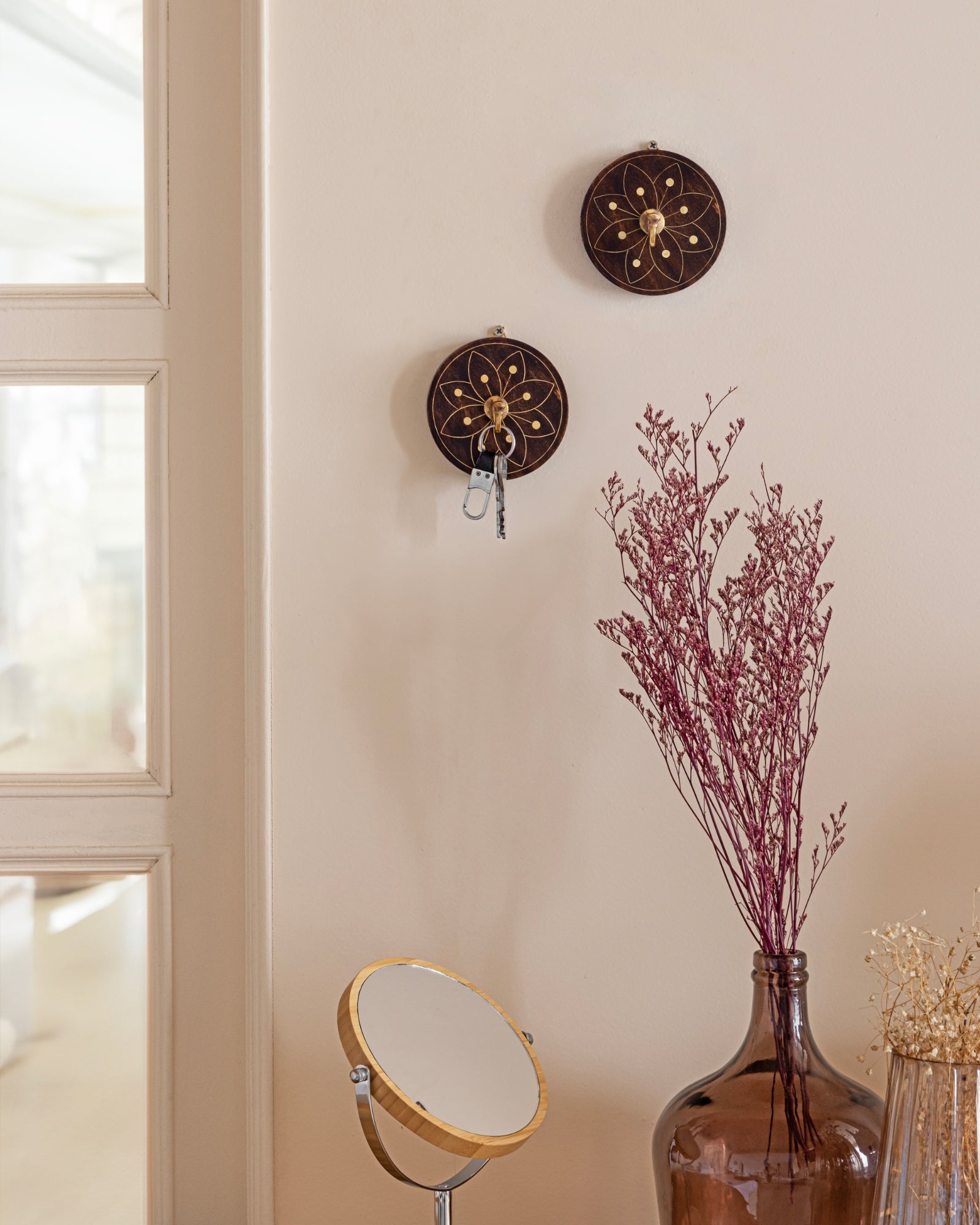 Lily Tarkashi Wall Hook