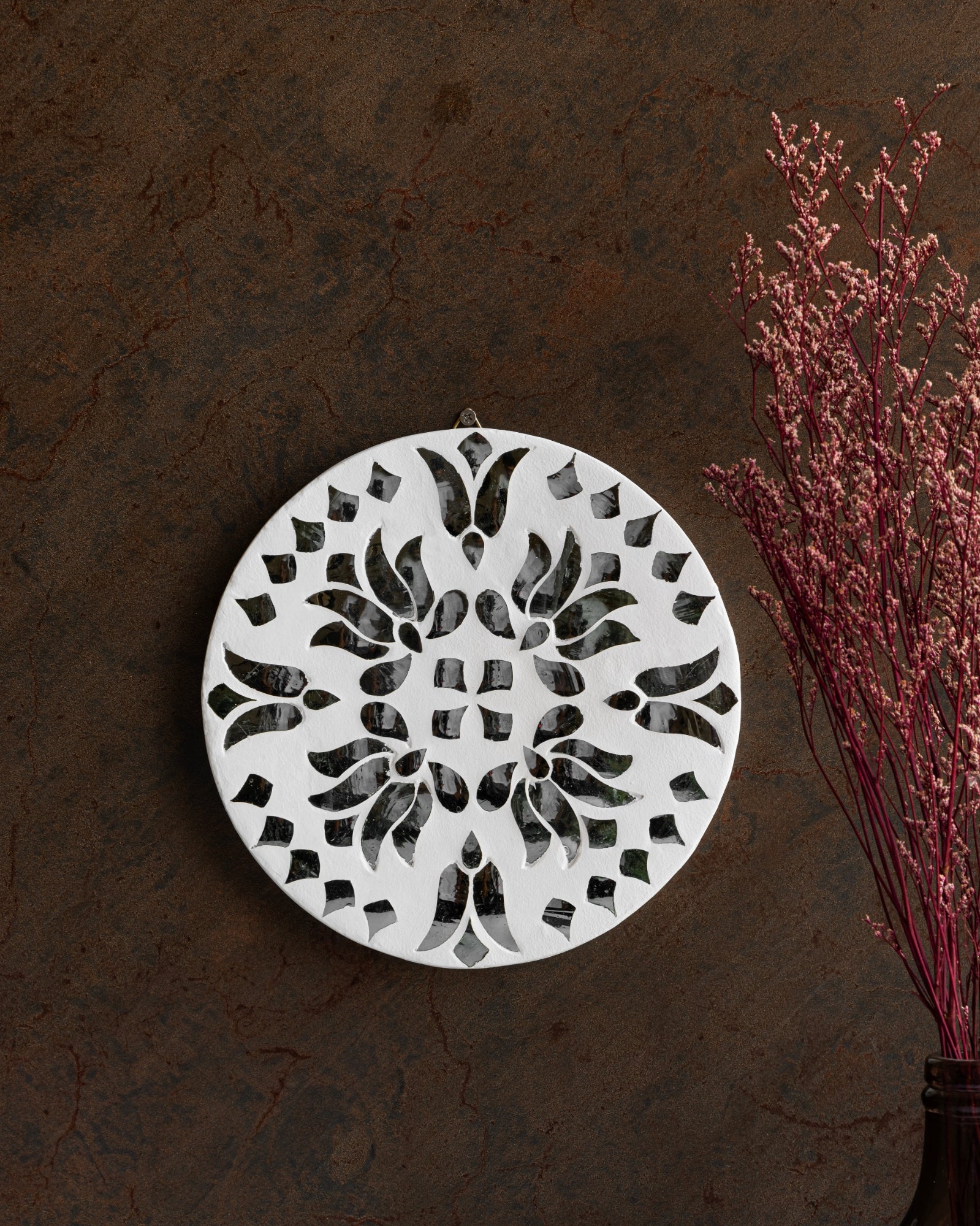 Flora Thikri Wall Plate