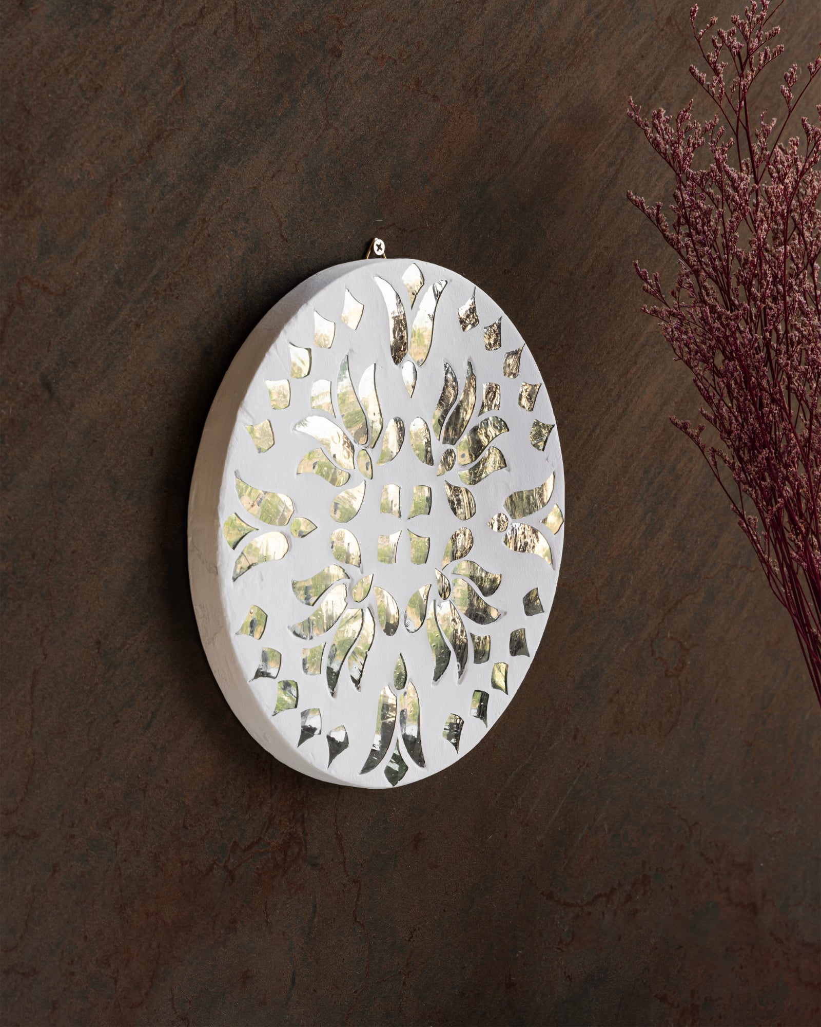 Flora Thikri Wall Plate