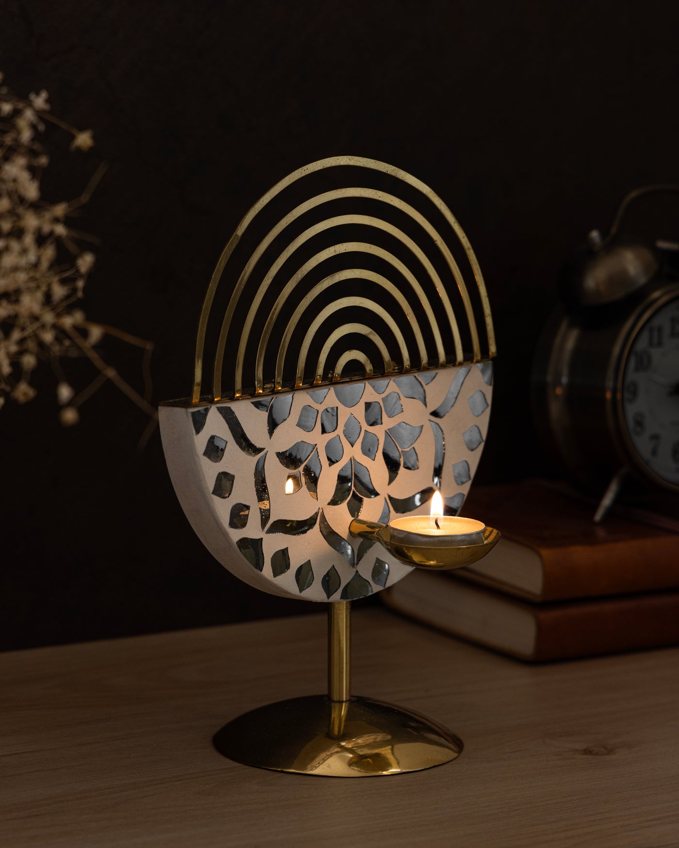 half moon tea light stand